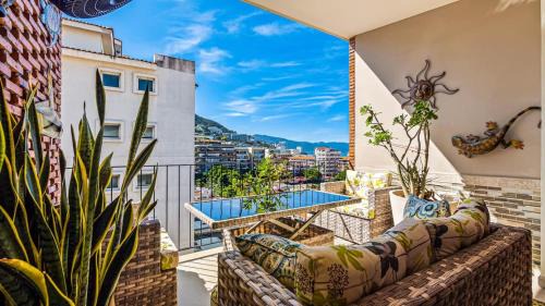 Emiliano Zapata House | Penthouse Oceanview 1 block Malecon bars shops ZR