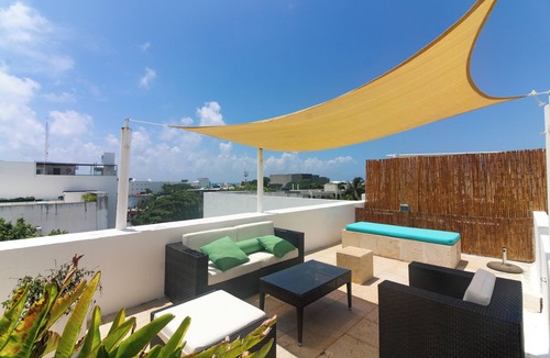 Centro Apartment | Penthouse with private Jacuzzi. Super central!