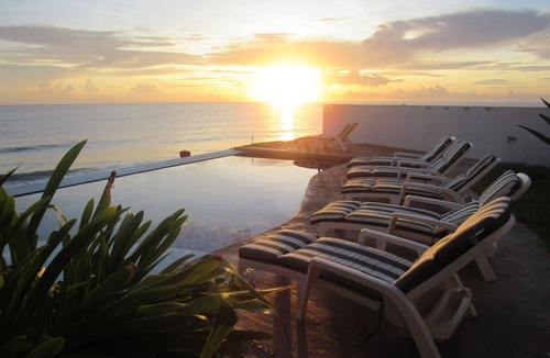 Centro - Supmza 001 Villa | Perfect central location on the Malecon with stunning ocean views & a pool