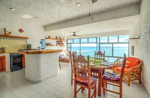 Akumal Condo | Perfect for a couple to enjoy the breathtaking views of the Caribbean!