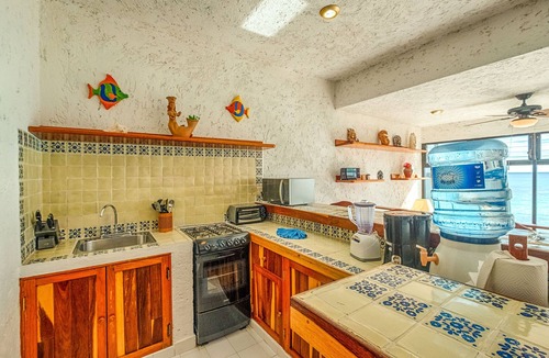 Akumal Condo | Perfect for a couple to enjoy the breathtaking views of the Caribbean!