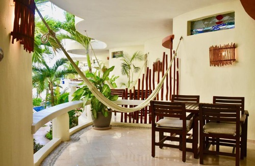 Downtown Hotel | Playa Palms Beach Hotel