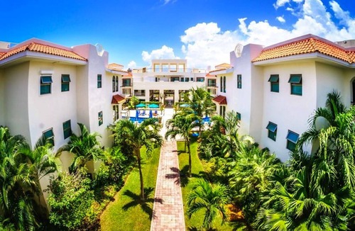 Playacar Condo | Playacar Fase 2, Exquisite PENTHOUSE 2bd, Terrace,Walking BEACH & Golf Distance!