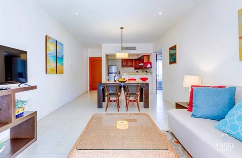 Zazil-ha Apartment | Pool, Gazebo, Parking, 2 Blocks to Beach & 5th Ave