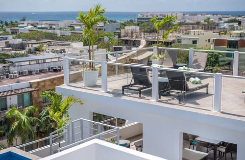 Zazil-ha Apartment | Pool Paradise Walk to Beach/Shopping Best Price!
