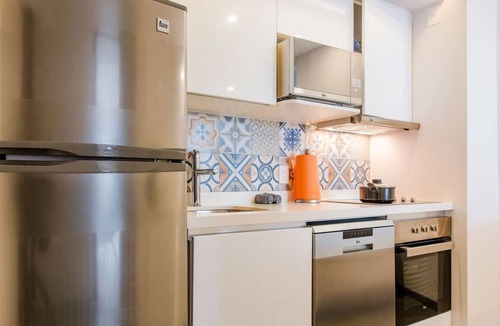 12th Street Condo | Pool View 1 Br. Steps Away from the Beach