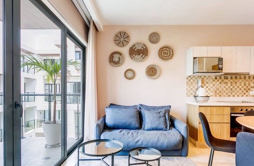 Gonzalo Guerrero Condo | Poolside Paradise Steps from Playa's 5th Ave