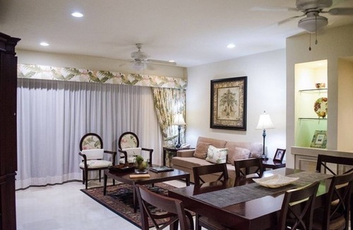 Puerto Aventuras Condo | Porto Bello private beach and yacht
