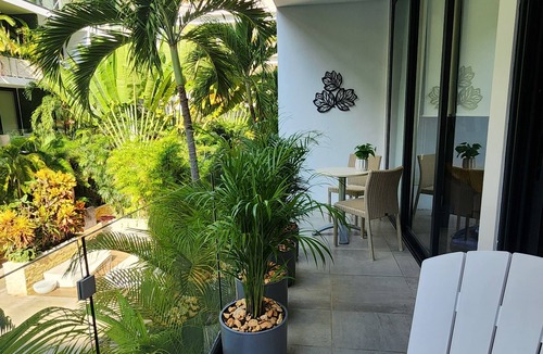 12th Street Apartment | PRIME LOCATION 1 BR APT Downtown Playa del Carmen w/PARKING/Pool/GYM