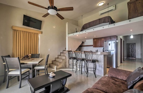 Puerto Juarez Apartment | Private Balcony w/Views: Oceanfront Cancun Condo!