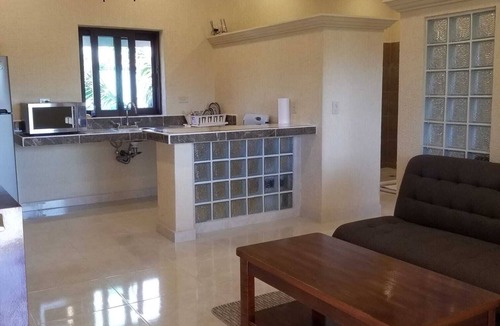 Salina Grande Apartment | Private Comfortable Apartments 5min from Supermarket & Marina