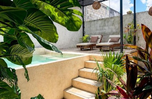 Valladolid Villa | Private House with Pool, 2 Bedrooms, Parking & 2 Free Bikes