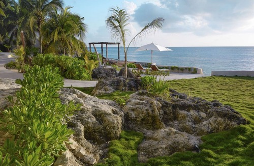 Zona Hotelera Norte Villa | Private Oceanfront Villa/Fully Staffed/daily cleaning and concierge.