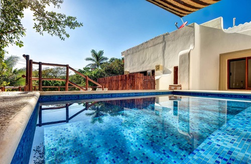 Playacar Fase I Villa | Private pool? We have it! Caribbean Sea very close? We have it too! Try us!