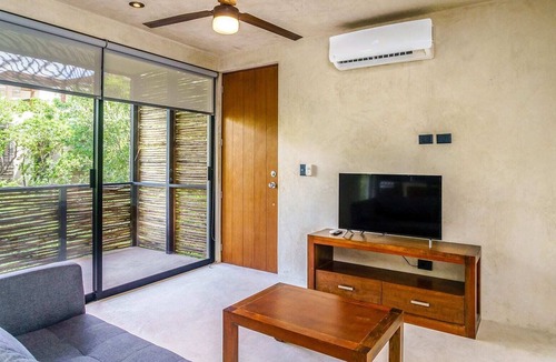 La Veleta Condo | Private Terraces, Full Kitchen, 2 Pools & Parking!