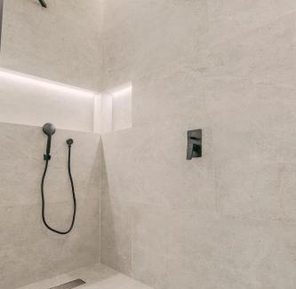 Gonzalo Guerrero Apartment | Pueblito Escondido By Hola Home and Land