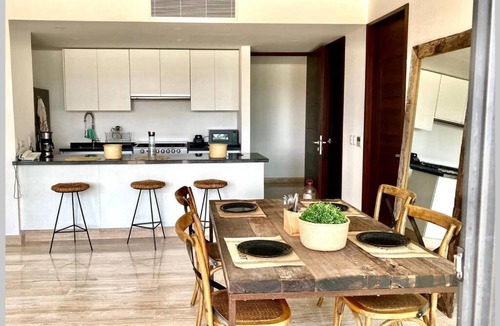 Zona Hotelera Apartment | Puerto Cancun Beautiful Boho 2BD