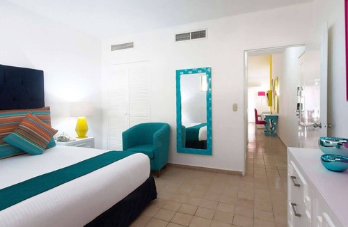 North Hotel Zone Resort | Puerto Vallarta beach resort in the hotel zone