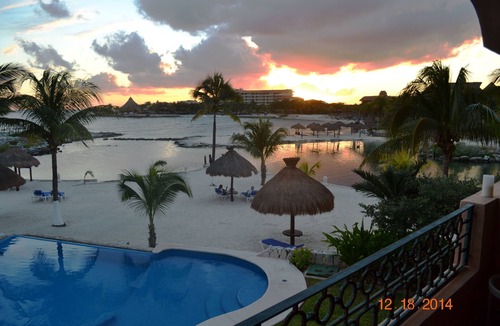 Puerto Aventuras Condo | QUINTA LUNA WITH PANORAMIC VIEW OF OCEAN AND BAY