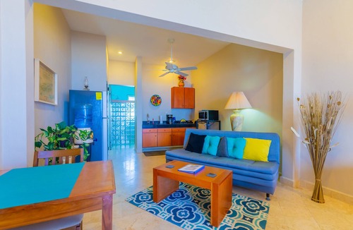 Centro - Supmza 001 Villa | RARE 😎🏰🐉 El Centro Caribbean Oceanfront by Playa Norte 🏖 Hidalgo Main Plaza