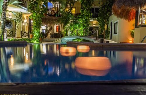Gonzalo Guerrero Hotel | Riviera del Sol Amazing King Size Junior Suite 104
