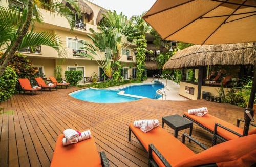 Gonzalo Guerrero Hotel | Riviera del Sol Amazing Double Queen Deluxe Suite 203