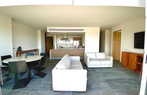 Zona Hotelera Apartment | Rooftop pool- family apartment- ocean view -close