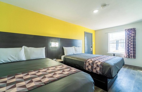 Stephenville Hotel | Royal Inn