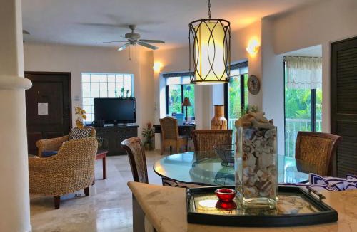 Downtown Apartment | Royal Palms by BVR