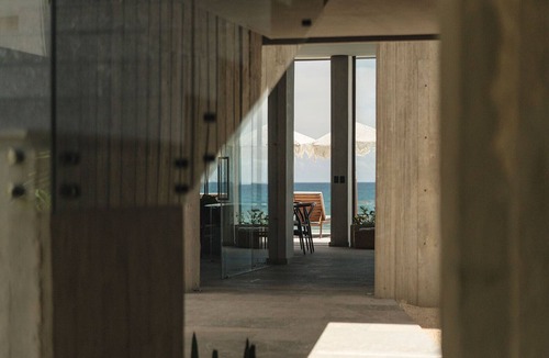 Tulsayab Villa | Saadetna Beach House: Welcoming Villa near Tulum AC, Pool & Direct Beach Access
