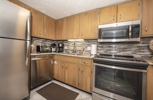 Panacea Condo | "Salty Breezes", Panacea.Bay Front, Balcony, Pool, No Boats, No Pets, Wifi
