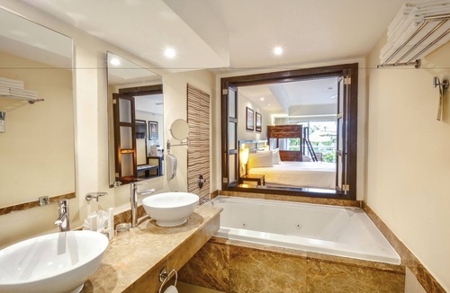 Playacar Zona Hotelera Resort | Sandos Playacar All Inclusive