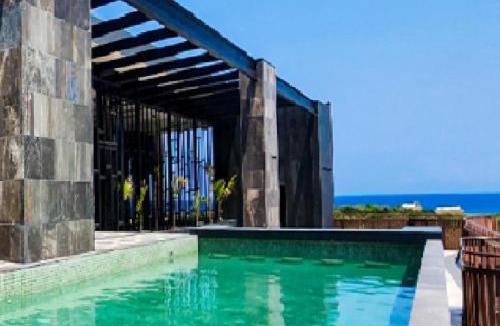 Zona Hotelera Apartment | Seascape apartment near the beach with a sea-view rooftop and infinity pool