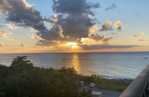 Cozumel Condo | See Video - Oceanfront - 5-STAR - 3 Bedroom - 4th Floor - Storm Insurance Incl.