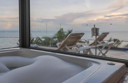 Puerto Morelos Resort | Sensira Resort & Spa Riviera Maya All Inclusive
