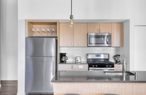 Wilburton Apartment | Serene Bellevue 2BR w/Gym & W/D, near Spring District, by Blueground