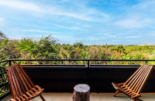 Tulsayab Apartment | Serene retreat near beaches with an amazing pool, patio, & kitchenette