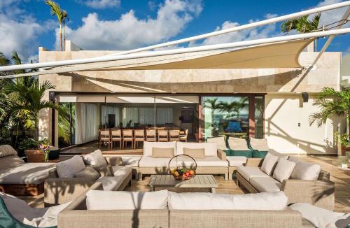 Playacar Fase I Villa | Sixteen bedrooms villa in Playa del Carmen