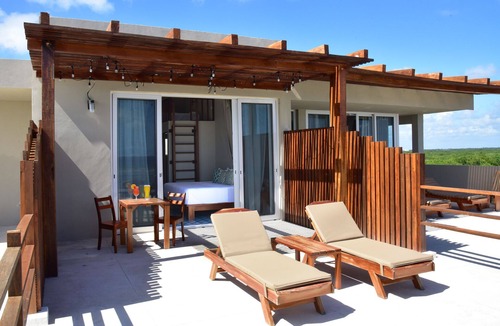 Mahahual Apartment | Sky Suite - Beachfront Luxury Suite w/Terrace & Beach Club