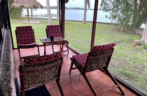 Huay-Pix Villa | Soleada villa al pie de Laguna Milagros, a minutos de Chetumal y Bacalar