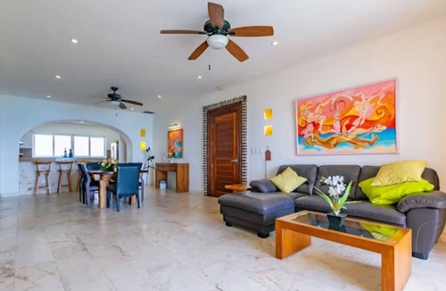 Salinas Condo | Spacious 2-bed condo with Stunning Sea Views - Isla Mujeres
