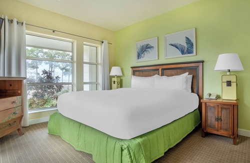 Sandestin Hotel | Spacious 2BR Bay View Suite w/Balcony & Full Kitchen: Near Miramar Beach