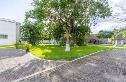 Alfredo V. Bonfil House | Spacious 5-bedroom house in beautiful Cancún with private pool, cenote, WiFi, AC