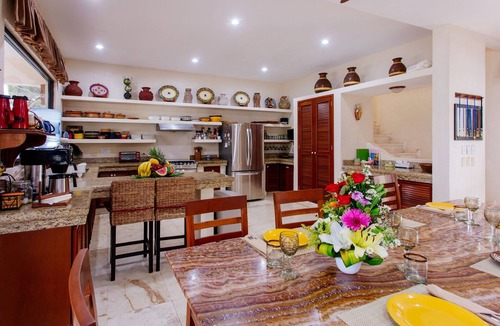 Soliman Bay Villa | Spacious Beachfront Villa includes Cook, Pool, WiFi – Check out our Summer Sale!