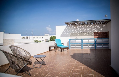 Ejidal Condo | Spacious & breezy 1 bedroom penthouse with rooftop and grill