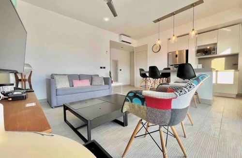 Centro Condo | Steps from Beach | Chic 5th Ave Apt w/Rooftop Pool