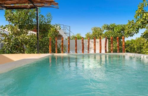 Ek Balam Village Villa | Stunning 4br - Rooftop Pool, 5 mins to beach