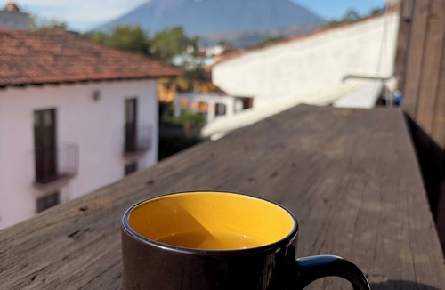 Antigua Guatemala House | Stunning Casa Bella Vista Antigua downtown , 1 to 12 🙋AC, Wifi, lux rooftop Deck