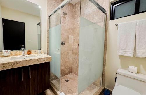 Centro Apartment | Stylish 2Bed,2Bath-Condo Near Beach - 6 Guests