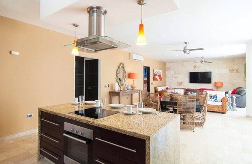 Downtown Condo | Stylish Condo | Balcony | Pool | Near Beach Clubs